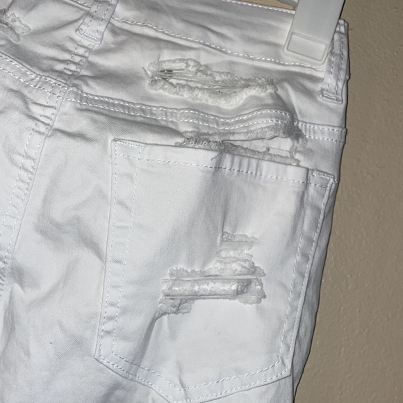 White ripped jeans! - Picture 3 of 5